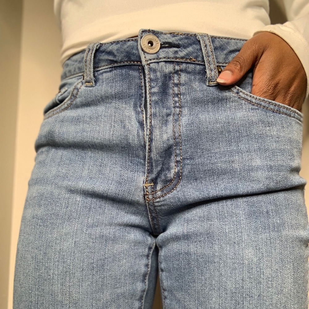 Cropped straight leg jeans